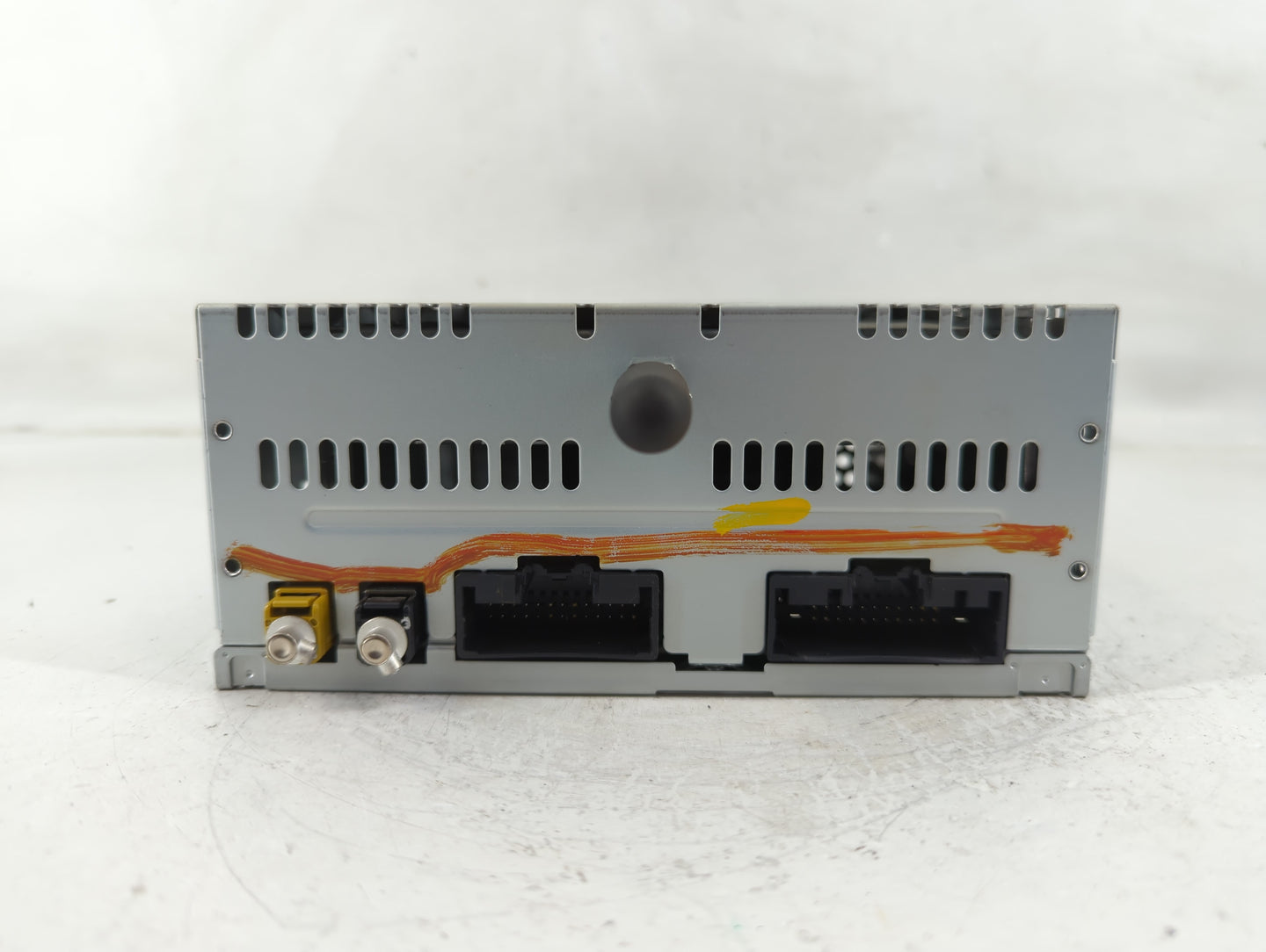 2014 Ford Edge Radio AM FM Cd Player Receiver Replacement P/N:ET4T-19C107-MA Fits Fits 2015 OEM Used Auto Parts - Oemusedaut