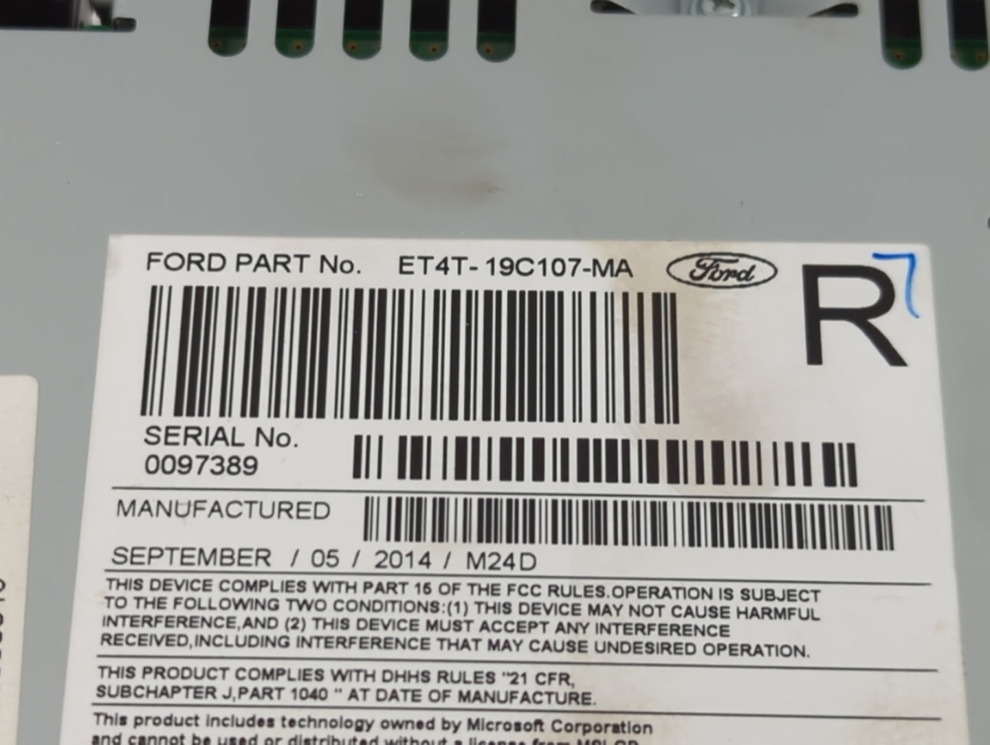 2014 Ford Edge Radio AM FM Cd Player Receiver Replacement P/N:ET4T-19C107-MA Fits Fits 2015 OEM Used Auto Parts - Oemusedaut