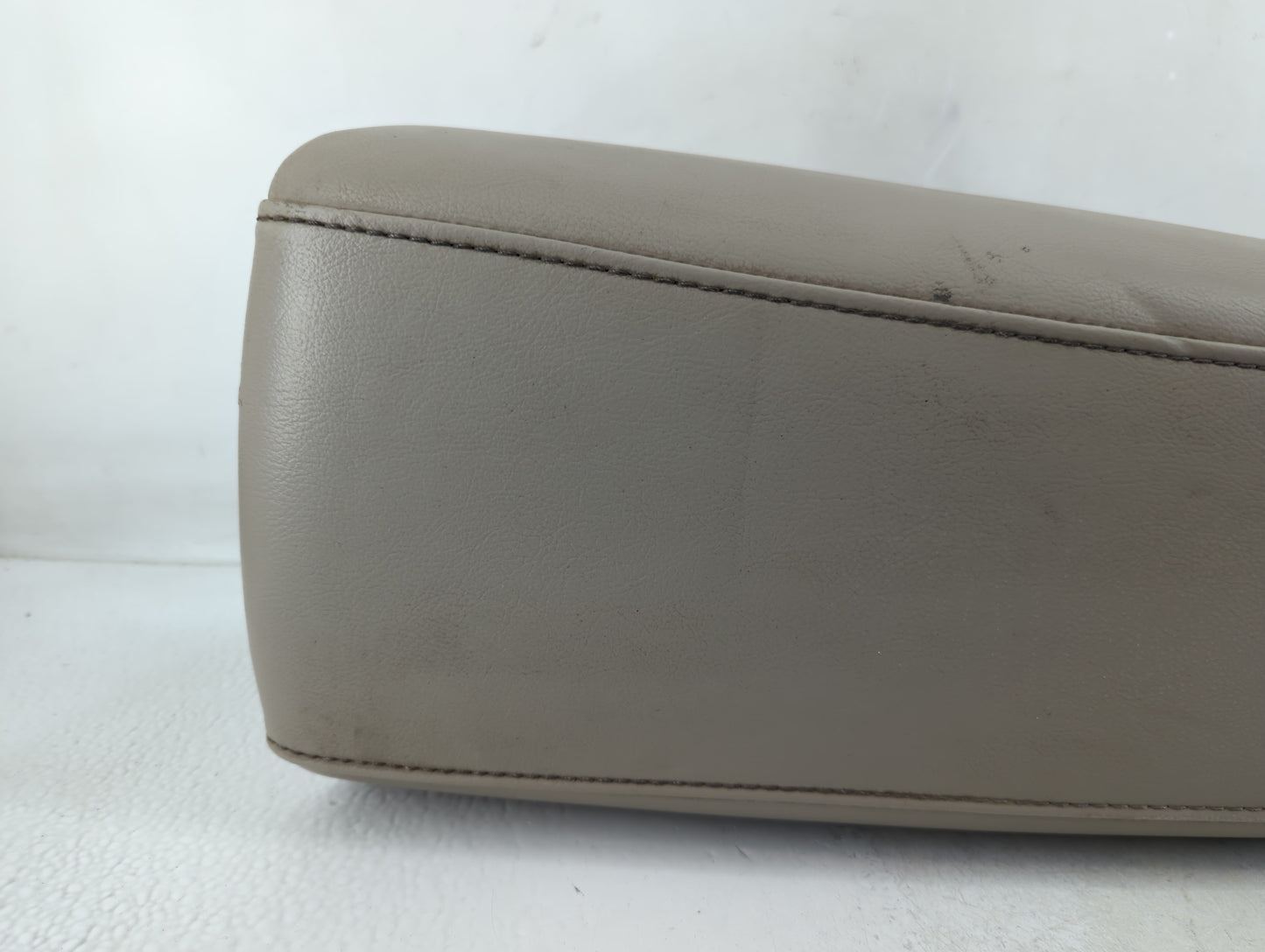 2013-2014 Ford Edge Center Console Armrest Cover Lid Fits Fits 2013 2014 OEM Used Auto Parts - Oemusedautoparts1.com