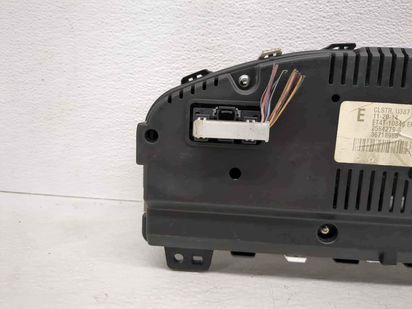 2014 Ford Edge Instrument Cluster Speedometer Gauges P/N:ET4T-10849-EF Fits OEM Used Auto Parts - Oemusedautoparts1.com