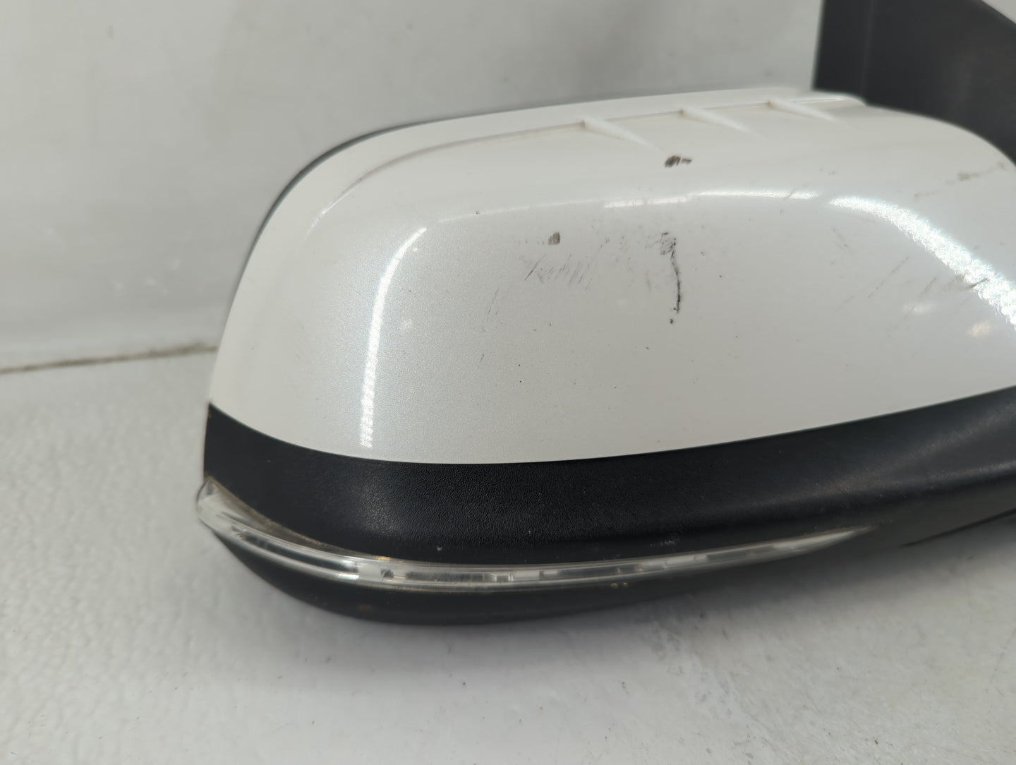 2013-2014 Ford Edge Passenger Right Side View Manual Door Mirror White - Oemusedautoparts1.com