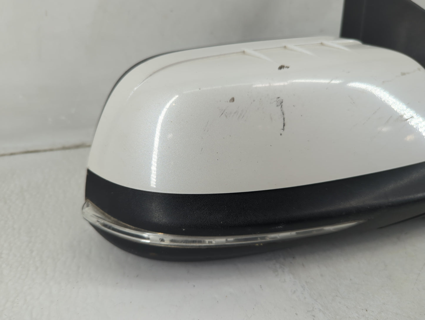 2013-2014 Ford Edge Passenger Right Side View Manual Door Mirror White - Oemusedautoparts1.com