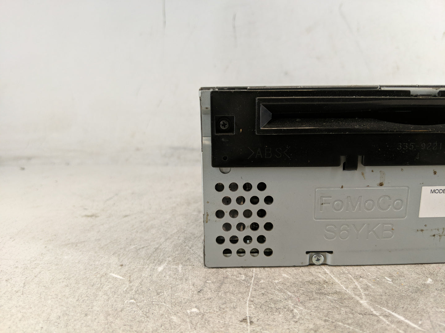 2013-2014 Ford Edge Radio AM FM Cd Player Receiver Replacement P/N:ET4T-19C107-NA Fits Fits 2013 2014 OEM Used Auto Parts - 