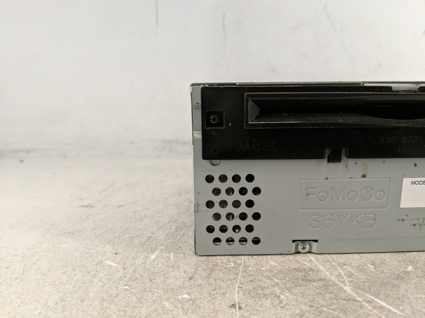 2013-2014 Ford Edge Radio AM FM Cd Player Receiver Replacement P/N:ET4T-19C107-NA Fits Fits 2013 2014 OEM Used Auto Parts - 