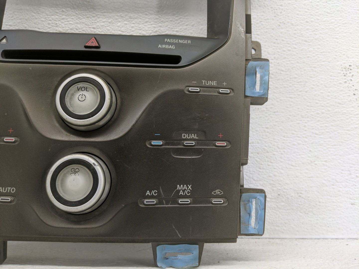 2014-2014 Ford Edge Radio Control Panel - Oemusedautoparts1.com