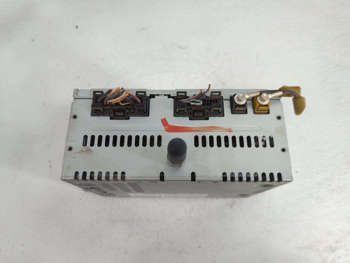2014 Ford Edge Radio AM FM Cd Player Receiver Replacement P/N:ET4T-19C107-JA Fits OEM Used Auto Parts - Oemusedautoparts1.co
