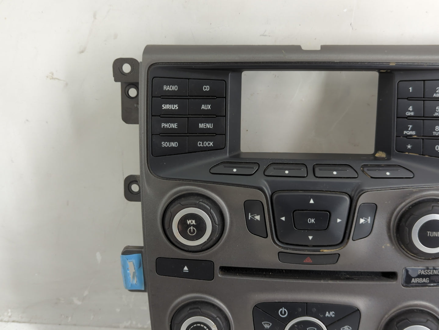 2014 Ford Edge Radio AM FM Cd Player Receiver Replacement P/N:ET4T-18A802-AA Fits OEM Used Auto Parts - Oemusedautoparts1.co