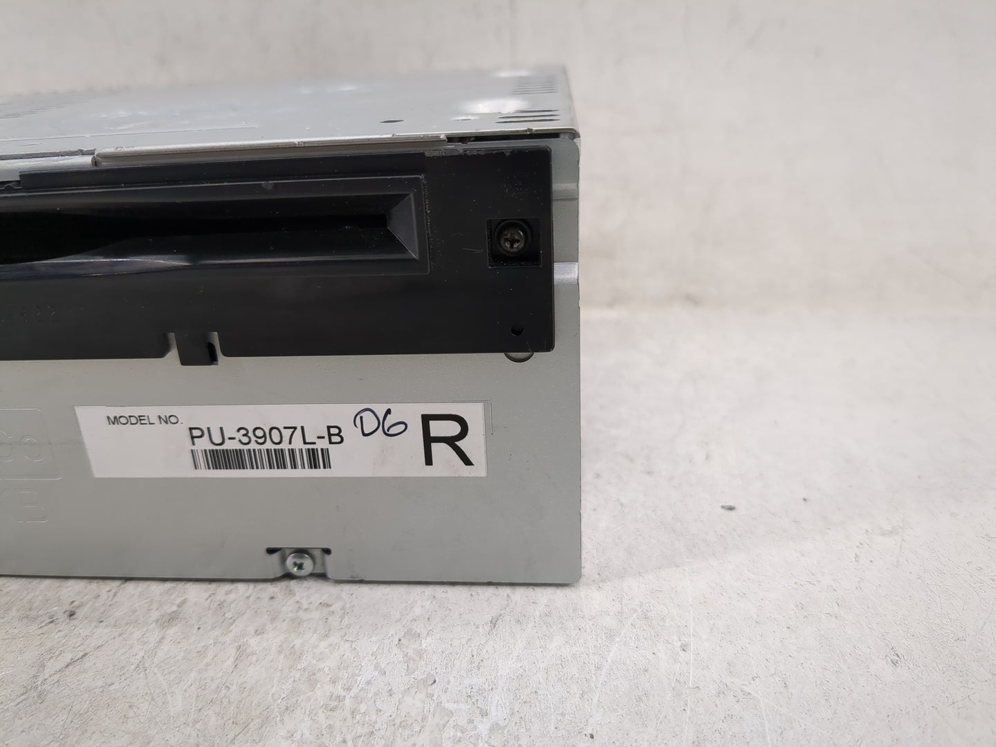 2014 Ford Edge Radio AM FM Cd Player Receiver Replacement P/N:ET4T-19C107-MA Fits Fits 2015 OEM Used Auto Parts - Oemusedaut