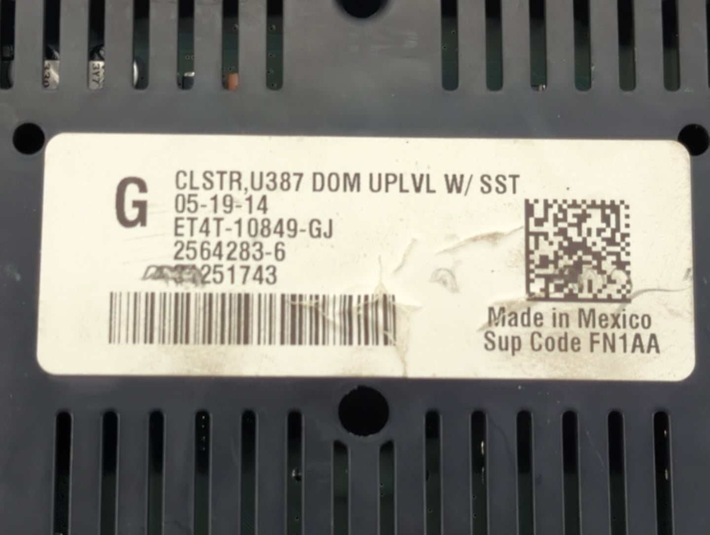 2014 Ford Edge Instrument Cluster Speedometer Gauges P/N:ET4T-10849-GJ Fits OEM Used Auto Parts - Oemusedautoparts1.com