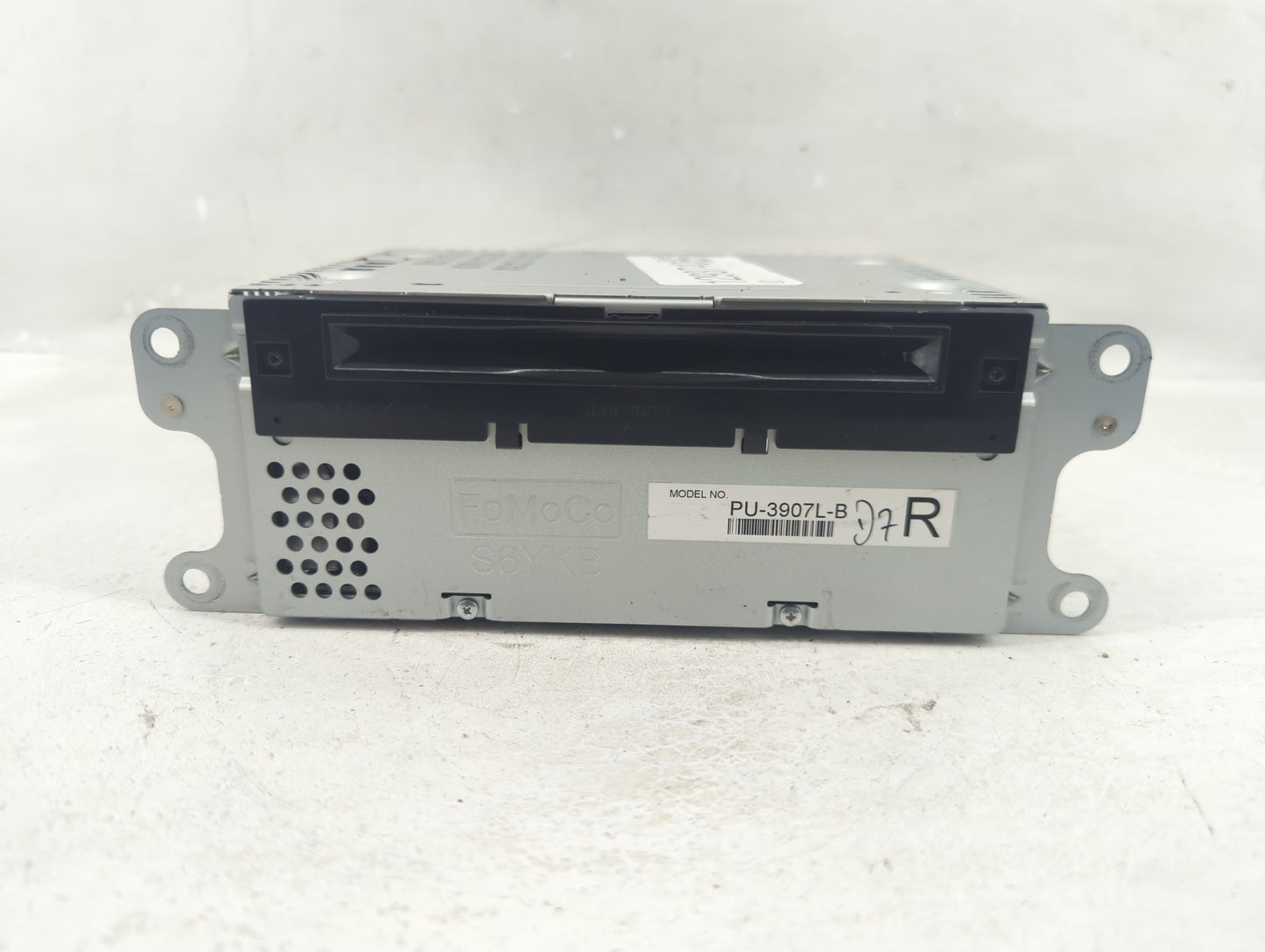 2014 Ford Edge Radio AM FM Cd Player Receiver Replacement P/N:ET4T-19C107-MA Fits Fits 2015 OEM Used Auto Parts - Oemusedaut