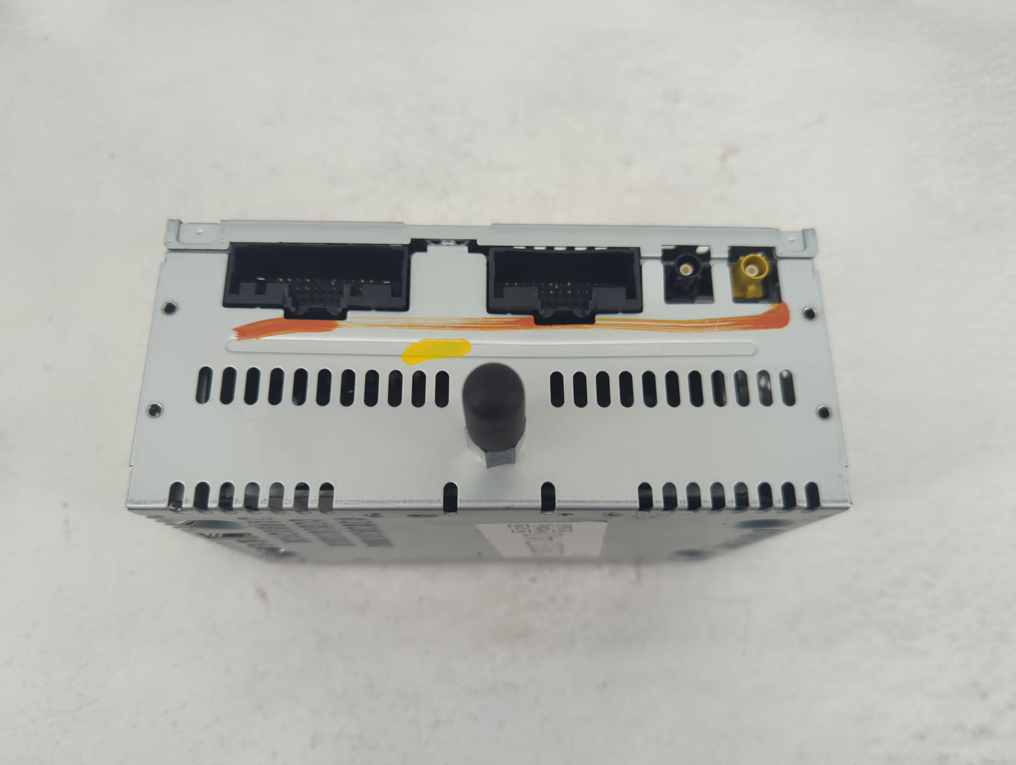 2014 Ford Edge Radio AM FM Cd Player Receiver Replacement P/N:ET4T-19C107-MA Fits Fits 2015 OEM Used Auto Parts - Oemusedaut
