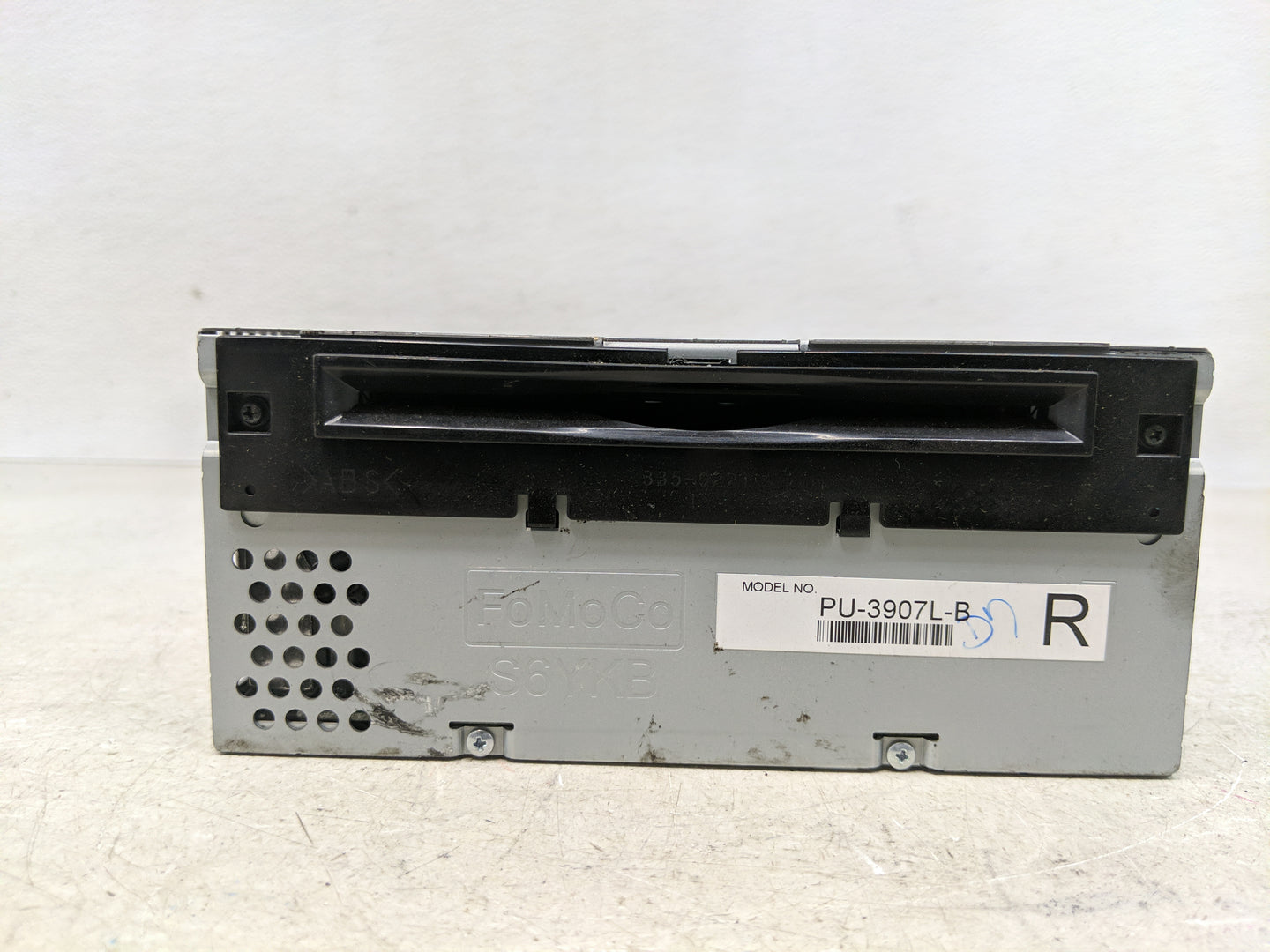 2014 Ford Edge Radio AM FM Cd Player Receiver Replacement P/N:ET4T-19C107-MA Fits OEM Used Auto Parts - Oemusedautoparts1.co