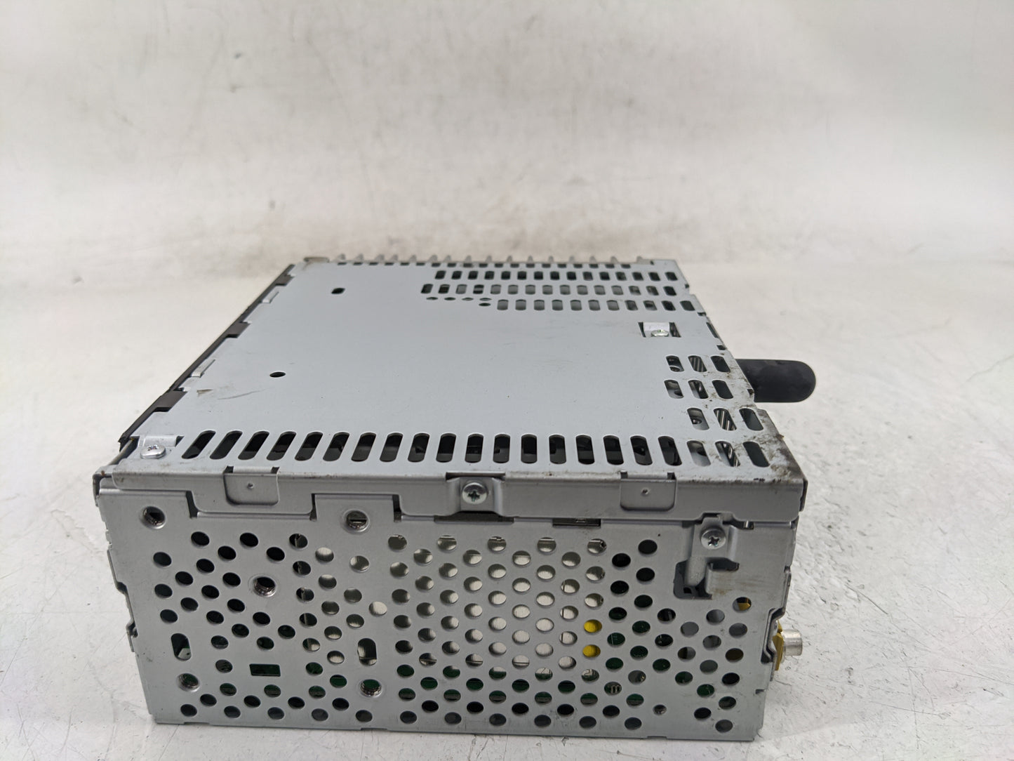 2013-2014 Ford Edge Radio AM FM Cd Player Receiver Replacement P/N:DT4T-19C107-BB Fits Fits 2013 2014 OEM Used Auto Parts - 