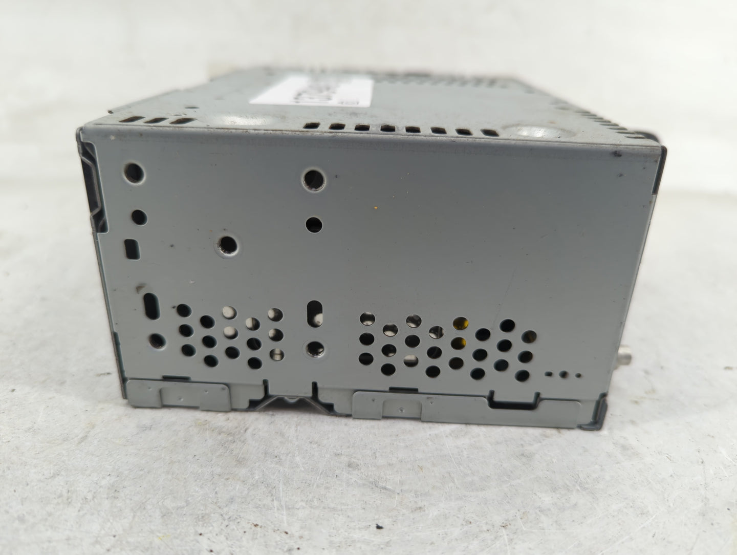 2013-2014 Ford Edge Radio AM FM Cd Player Receiver Replacement P/N:ET4T-19C107-KA Fits Fits 2013 2014 OEM Used Auto Parts - 