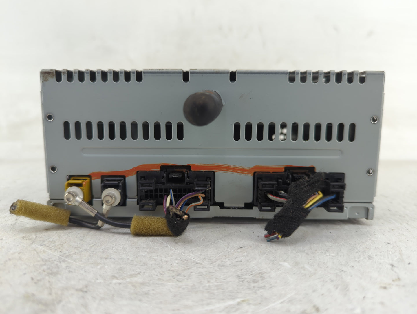 2013-2015 Ford Edge Radio AM FM Cd Player Receiver Replacement P/N:ET4T19C107NA Fits Fits 2013 2014 2015 OEM Used Auto Parts