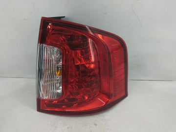 2011-2014 Ford Edge Tail Light Assembly Passenger Right OEM P/N:BT43-13B504-AE BT4313B504AE Fits Fits 2011 2012 2013 2014 OE