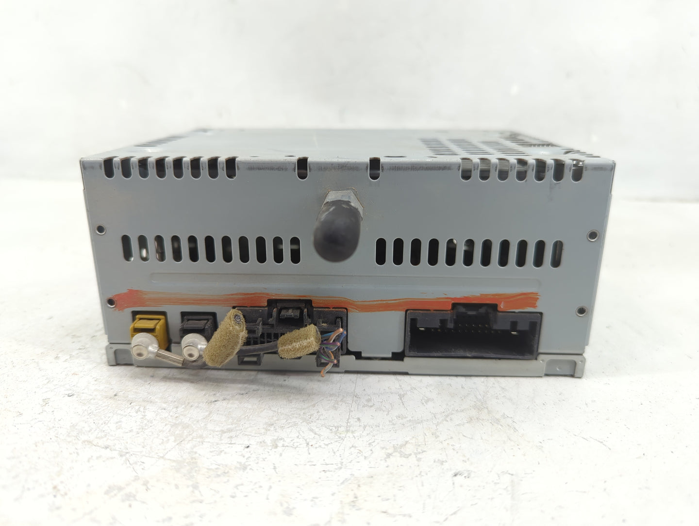 2014 Ford Edge Radio AM FM Cd Player Receiver Replacement P/N:ET4T-19C107-JA Fits OEM Used Auto Parts - Oemusedautoparts1.co