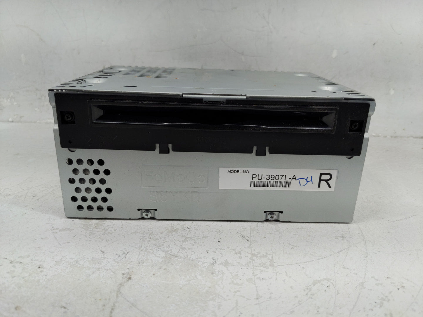 2014 Ford Edge Radio AM FM Cd Player Receiver Replacement P/N:ET4T-19C107-JA Fits OEM Used Auto Parts - Oemusedautoparts1.co