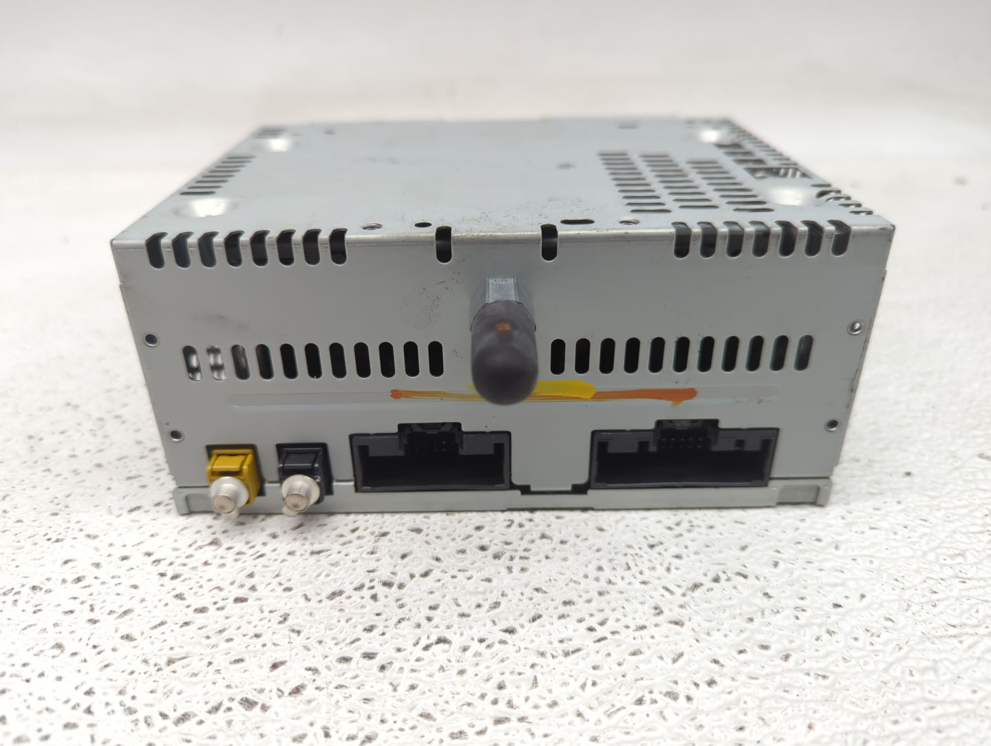 2014 Ford Edge Radio AM FM Cd Player Receiver Replacement P/N:ET4T-19C107-MA Fits Fits 2015 OEM Used Auto Parts - Oemusedaut
