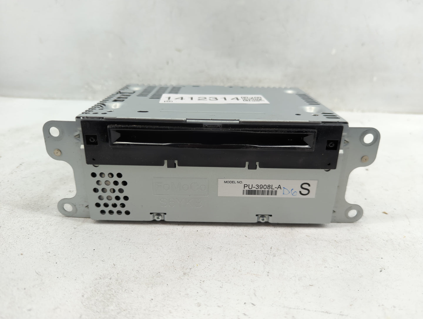 2014 Ford Edge Radio AM FM Cd Player Receiver Replacement P/N:ET4T19C107KC Fits OEM Used Auto Parts - Oemusedautoparts1.com