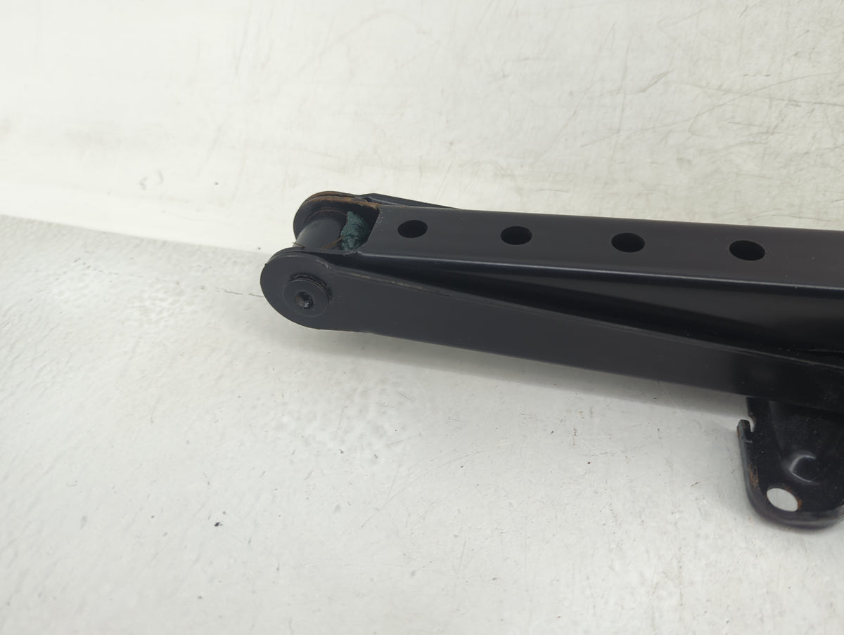 2014 Ford Edge Spare Scissor Car Jack - Oemusedautoparts1.com