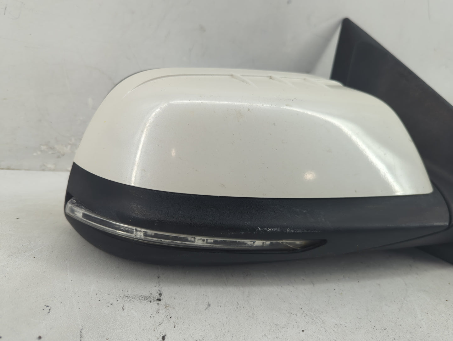2013-2014 Ford Edge Passenger Side View Mirror - Right Door Mirror OEM Used - Oemusedautoparts1.com