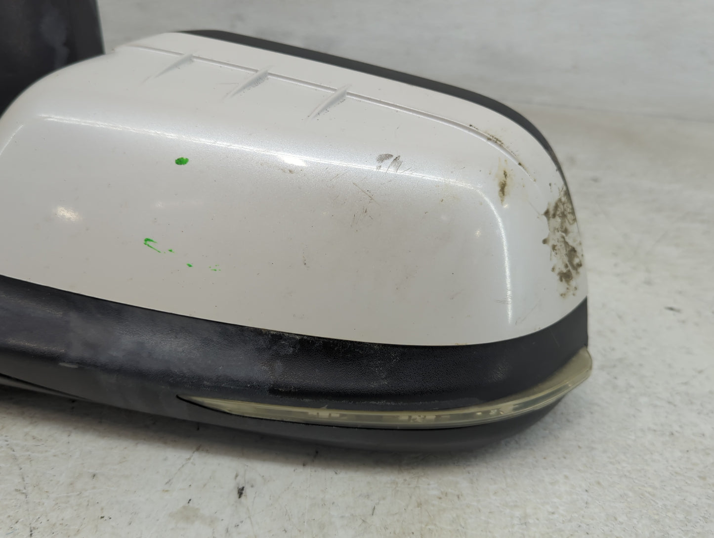 2013-2014 Ford Edge Driver Side View Mirror - Left Door Mirror OEM Used - Oemusedautoparts1.com