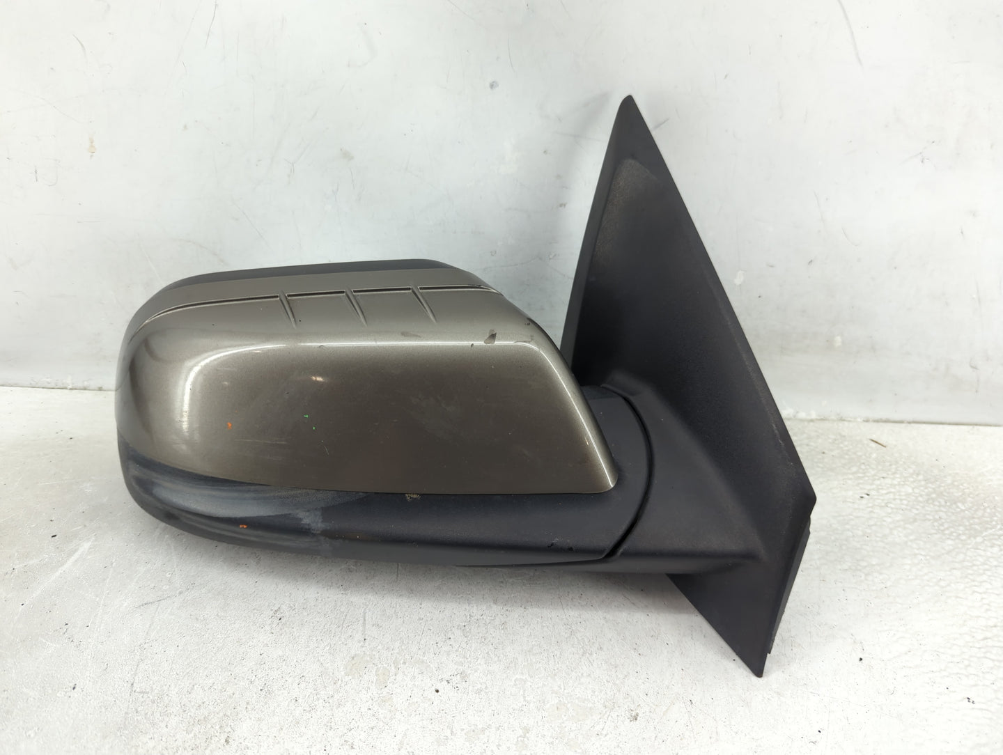 2013-2014 Ford Edge Passenger Side View Mirror - Right Door Mirror OEM Used - Oemusedautoparts1.com