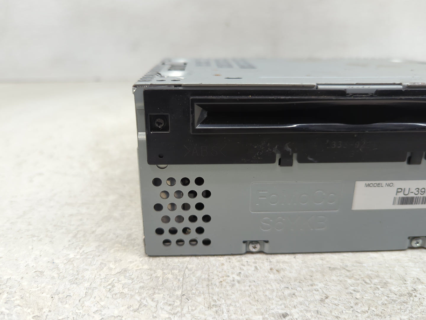 2014 Ford Edge Radio AM FM Cd Player Receiver Replacement P/N:PU-3908L-A ET4T-19C107 Fits OEM Used Auto Parts - Oemusedautop