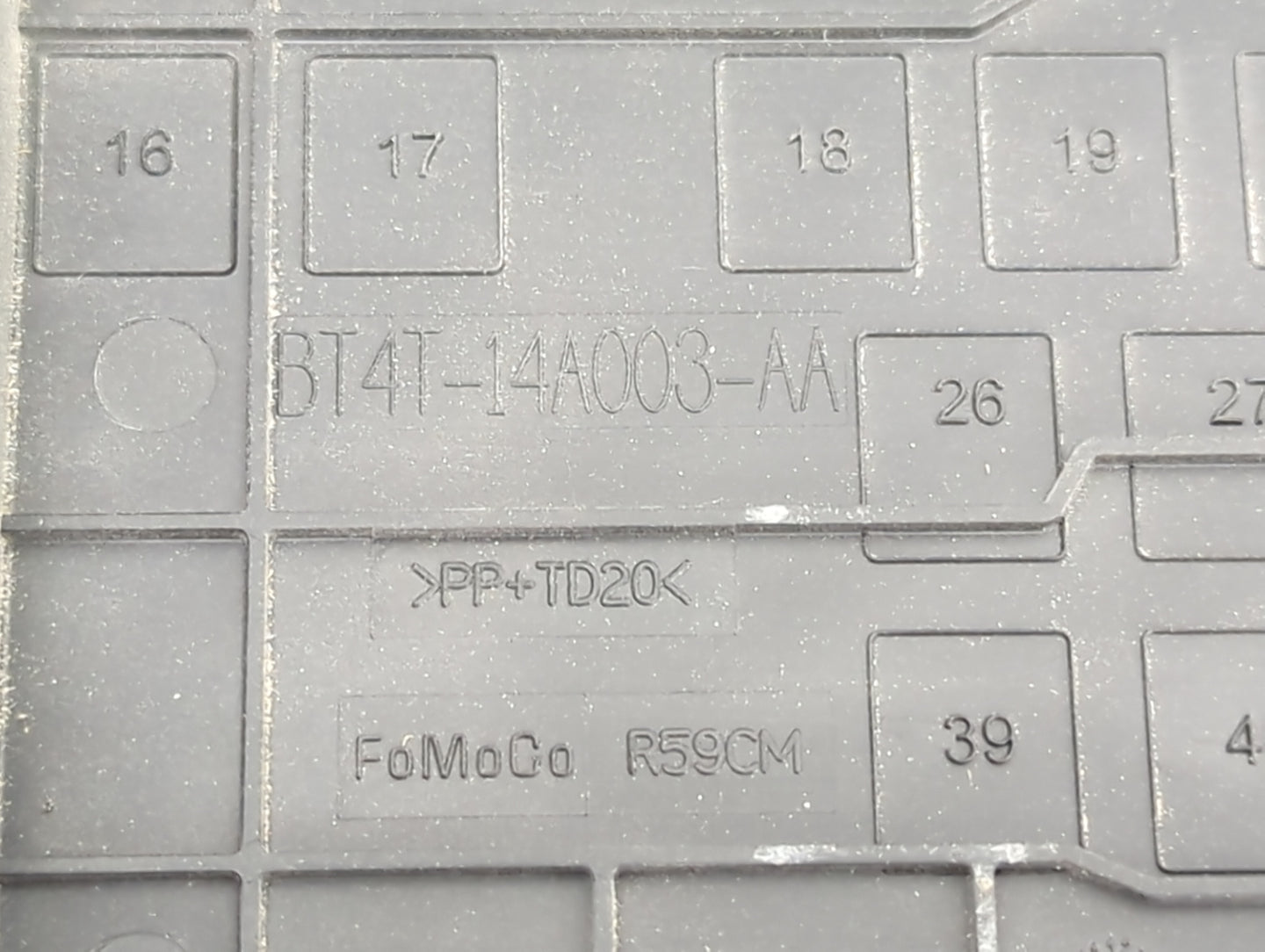 2012-2014 Ford Edge Fusebox Fuse Box Panel Relay Module P/N:BT4T-14A003-AA Fits Fits 2012 2013 2014 OEM Used Auto Parts - Oe