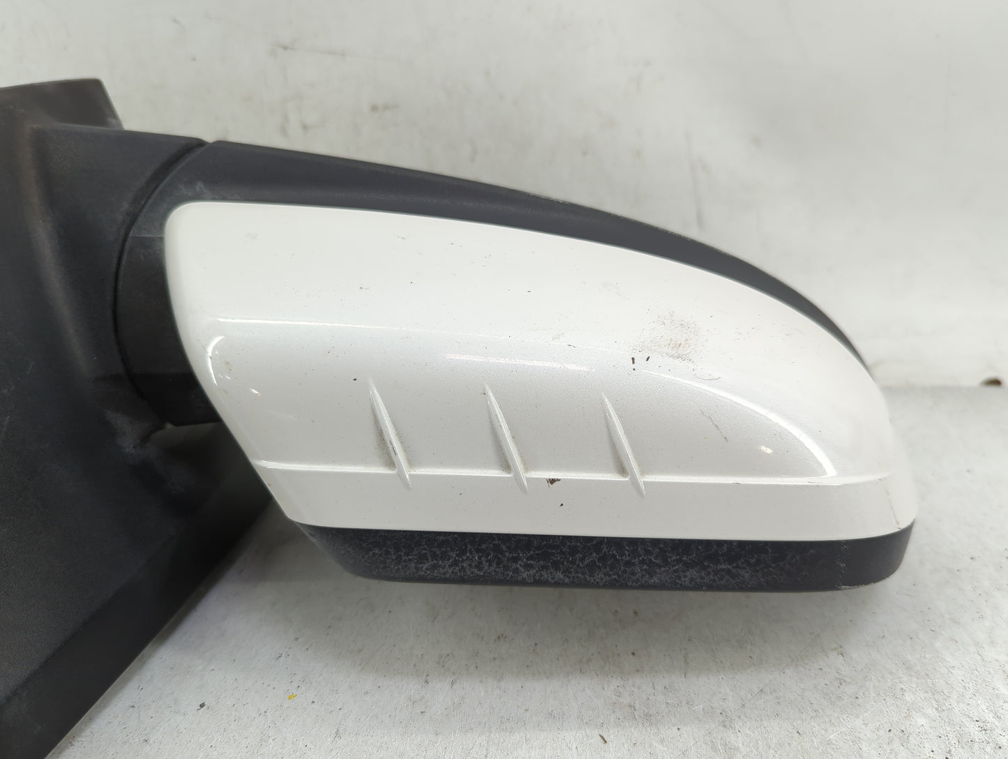 2011-2014 Ford Edge Passenger Side View Mirror - Right Door Mirror OEM Used - Oemusedautoparts1.com