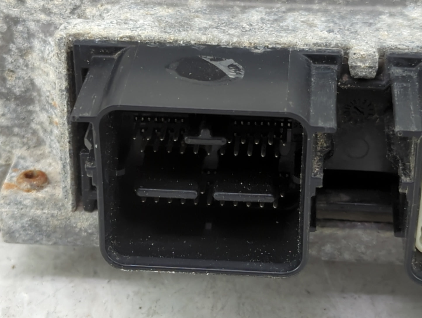 2013-2014 Ford Edge PCM Engine Control Computer ECU ECM PCU OEM P/N:DT4A-12A650-BKB BT4A-12B684-DA1 Fits Fits 2013 2014 OEM 