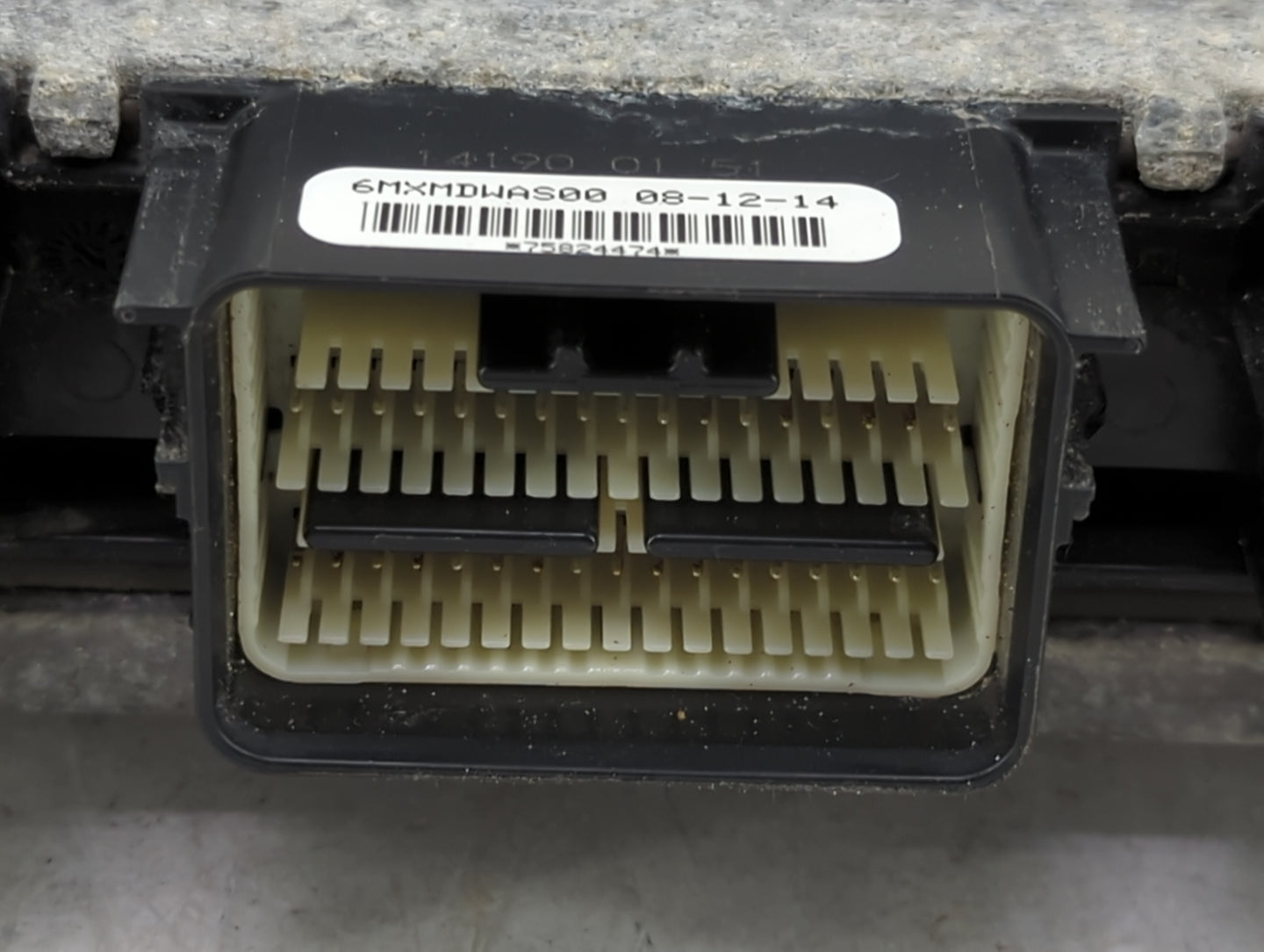 2013-2014 Ford Edge PCM Engine Control Computer ECU ECM PCU OEM P/N:DT4A-12A650-BKB BT4A-12B684-DA1 Fits Fits 2013 2014 OEM 