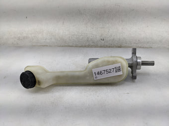 compare product 2011-2014 Ford Edge Brake Master Cylinder 1467527