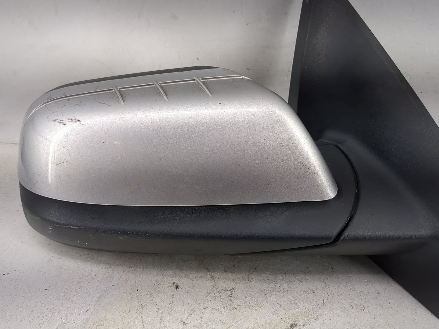 2011-2014 Ford Edge Passenger Side View Mirror - Right Door Mirror OEM Used - Oemusedautoparts1.com