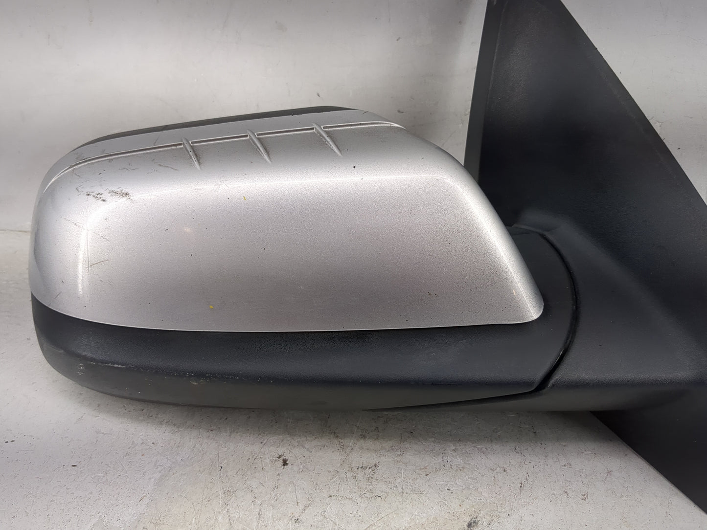 2011-2014 Ford Edge Passenger Side View Mirror - Right Door Mirror OEM Used - Oemusedautoparts1.com