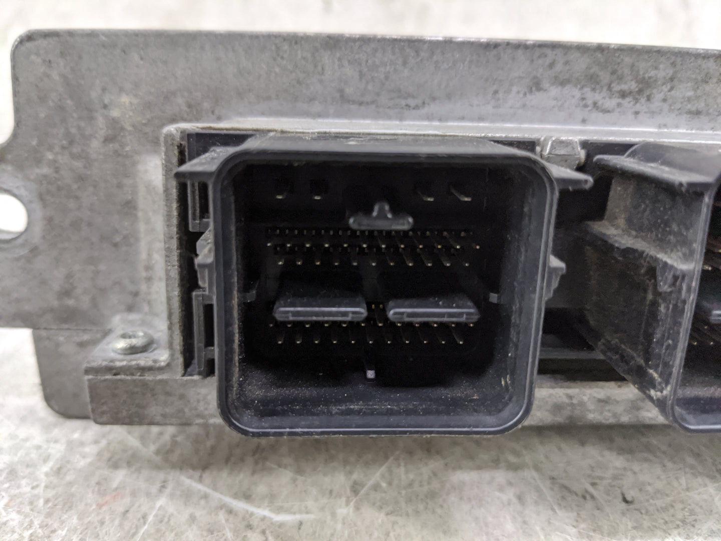 2013-2014 Ford Edge PCM Engine Control Computer ECU ECM PCU OEM P/N:1531657A01 6MXLDWAS00, 74824526 Fits Fits 2013 2014 OEM 