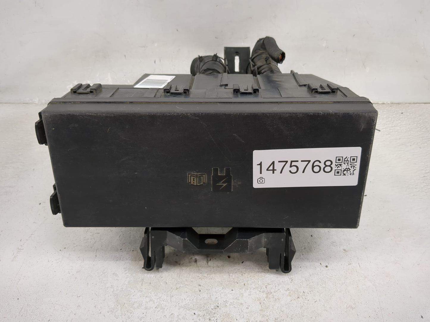 2012-2014 Ford Edge Fusebox Fuse Box Panel Relay Module P/N:BT4T-14A003-AA 8T2T-14B192-BA, 8T2T-14B192-AA Fits Fits 2012 201