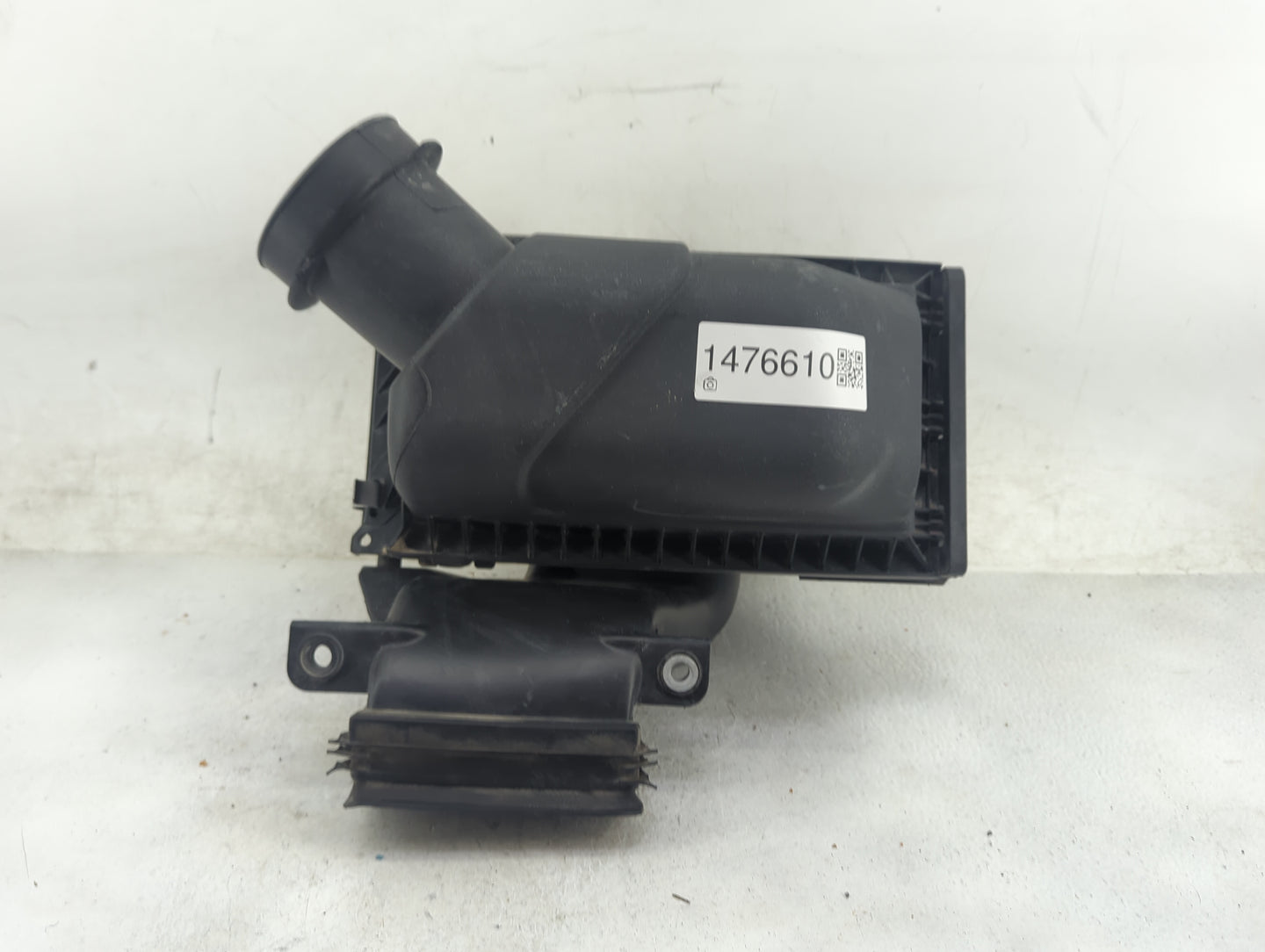 2014 Ford Edge Air Cleaner Intake-duct Hose Tube 1476610 - Oemusedautoparts1.com