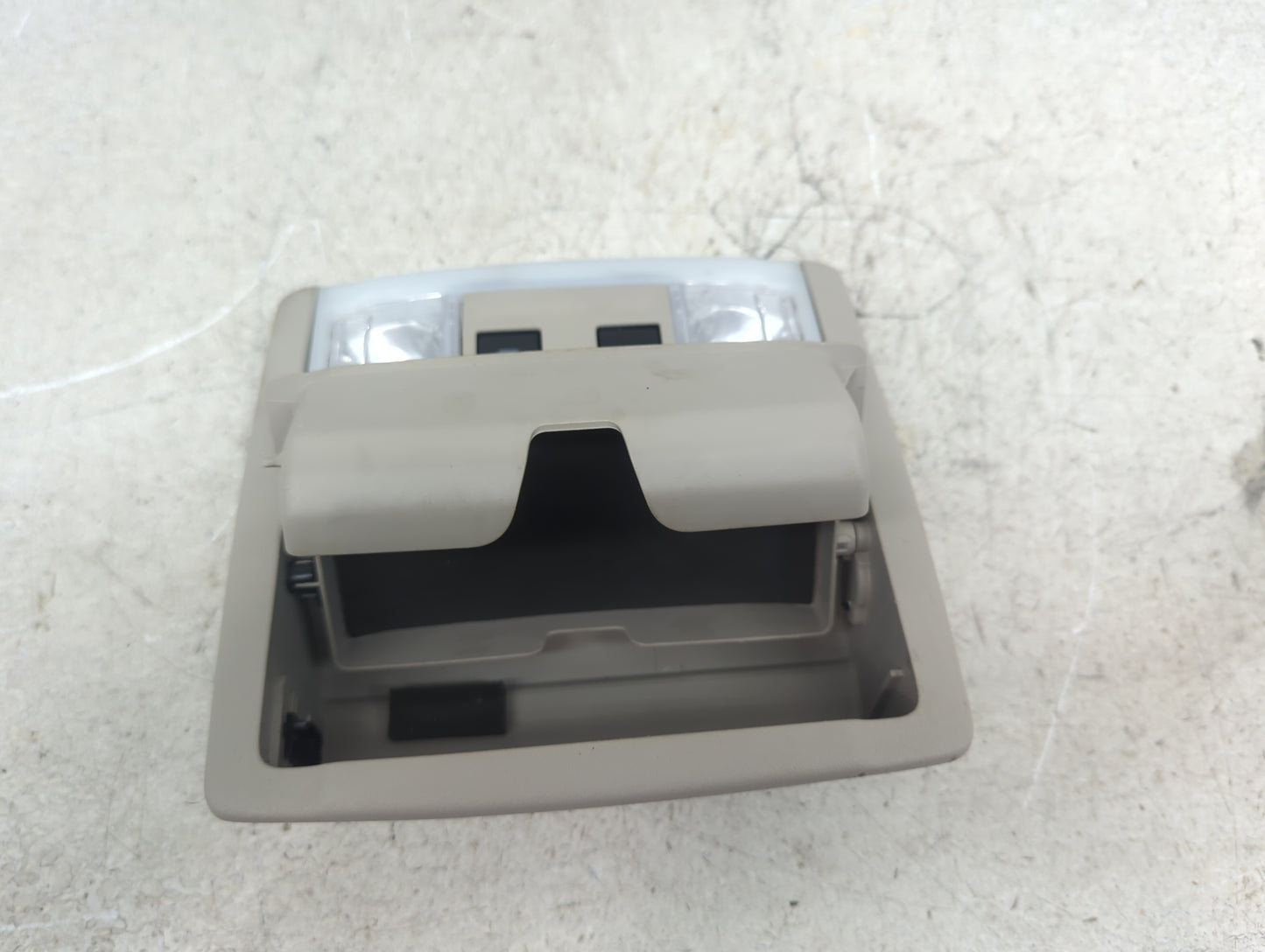 2009-2014 Ford Edge Overhead Roof Console Tan - Oemusedautoparts1.com