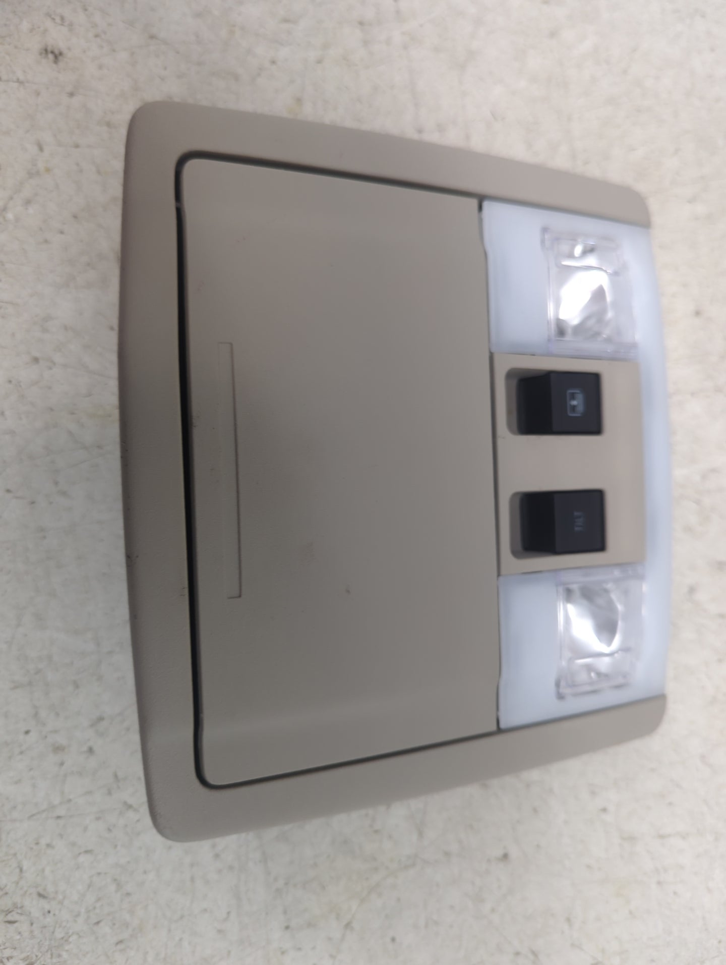 2009-2014 Ford Edge Overhead Roof Console Tan 1482904 - Oemusedautoparts1.com