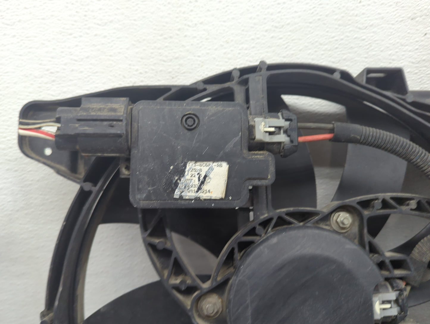 2007-2014 Ford Edge Electric Radiator Cooling Fan Motor Assembly P/N:CT43-8C607-AB Fits OEM Used Auto Parts - Oemusedautopar
