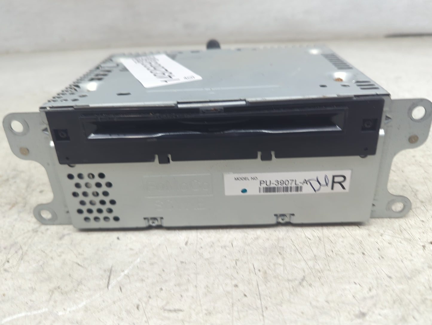 2014 Ford Edge Radio AM FM Cd Player Receiver Replacement P/N:PU-3907L-A ET4T19C107JC, 276-1448-43 Fits OEM Used Auto Parts 