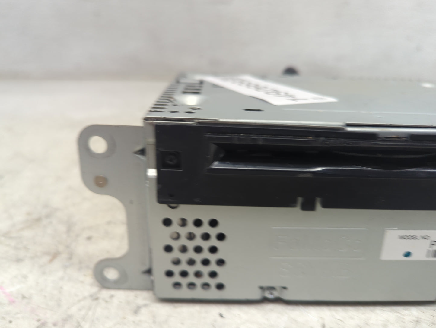 2014 Ford Edge Radio AM FM Cd Player Receiver Replacement P/N:PU-3907L-A ET4T19C107JC, 276-1448-43 Fits OEM Used Auto Parts 