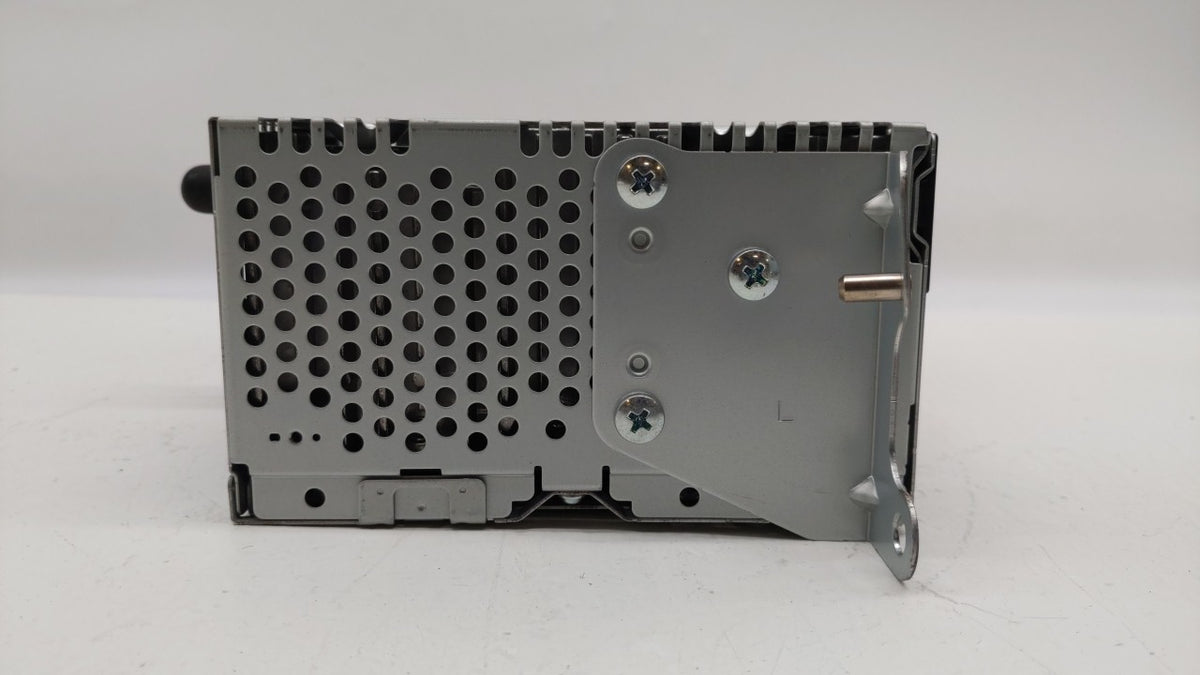 2014 Ford Edge Radio AM FM Cd Player Receiver Replacement P/N:ET4T-19C107-MA Fits 2015 OEM Used Auto Parts - Oemusedautopart