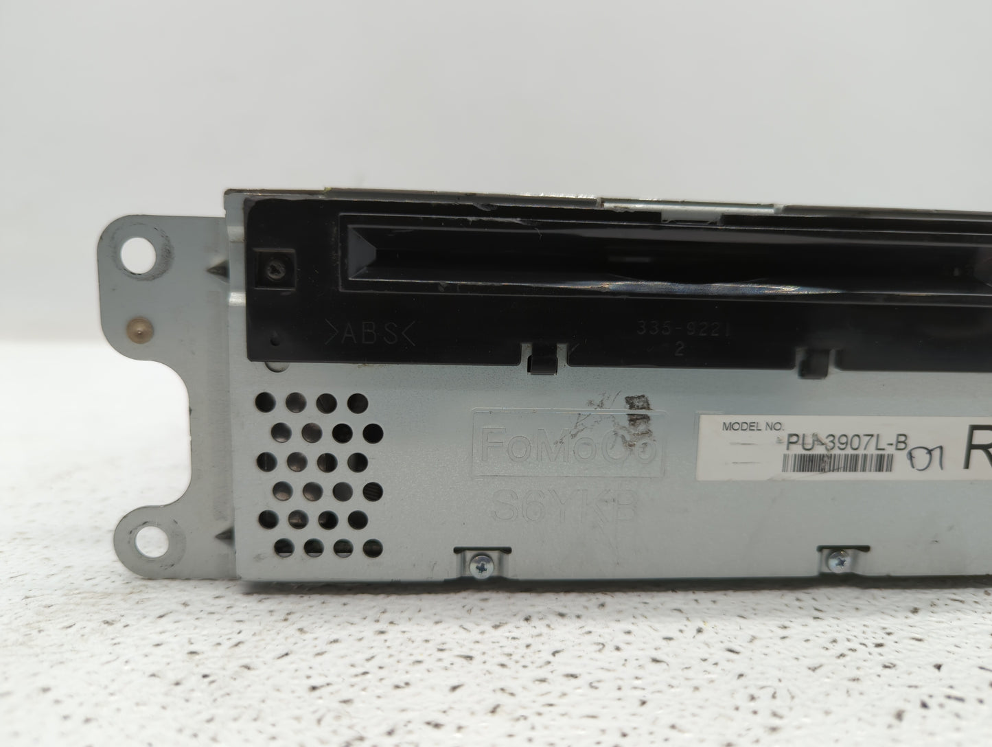 2014 Ford Edge Radio AM FM Cd Player Receiver Replacement P/N:ET4T-19C107-MA Fits Fits 2015 OEM Used Auto Parts - Oemusedaut
