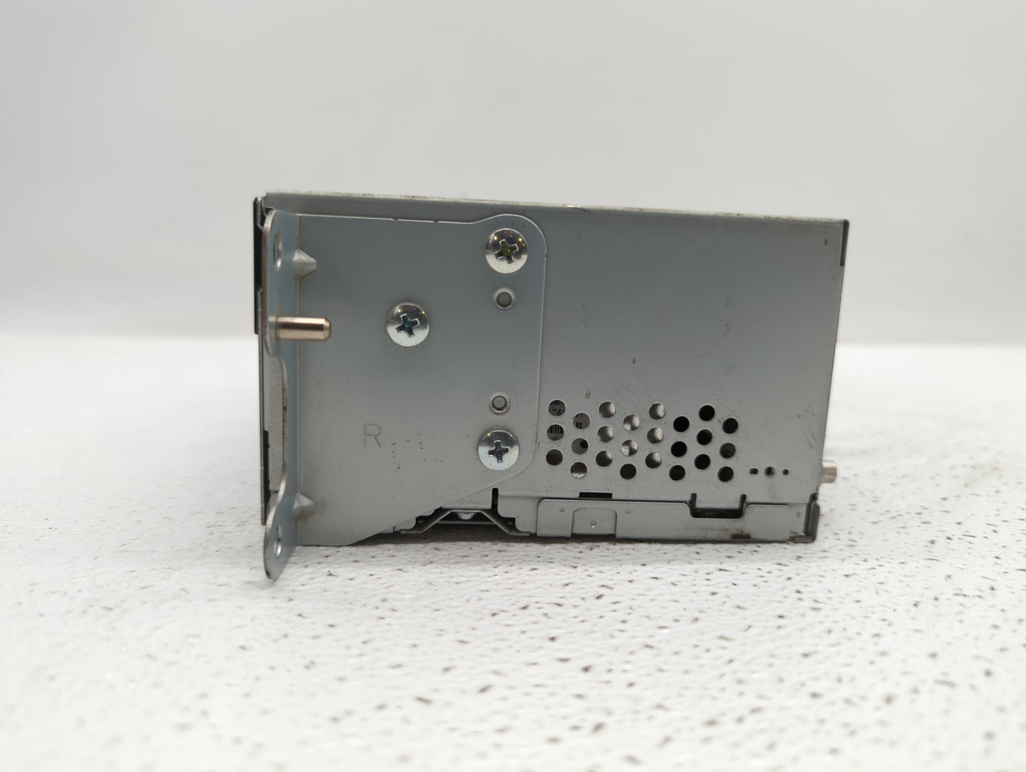 2014 Ford Edge Radio AM FM Cd Player Receiver Replacement P/N:ET4T-19C107-MA Fits Fits 2015 OEM Used Auto Parts - Oemusedaut