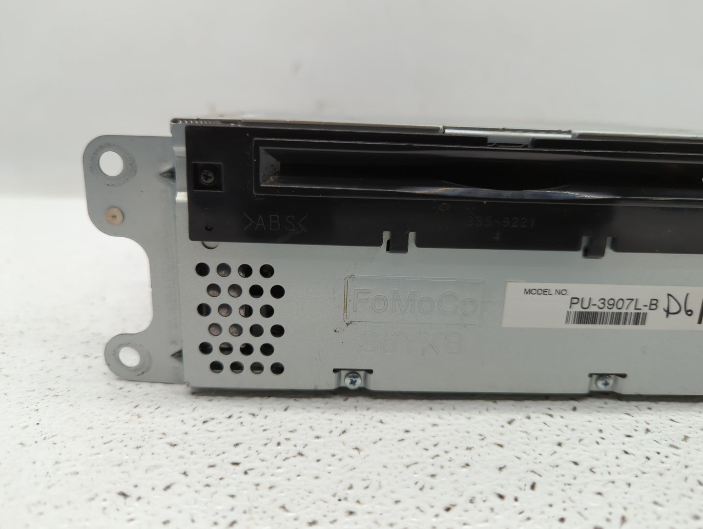 2014 Ford Edge Radio AM FM Cd Player Receiver Replacement P/N:ET4T-19C107-MA Fits Fits 2015 OEM Used Auto Parts - Oemusedaut