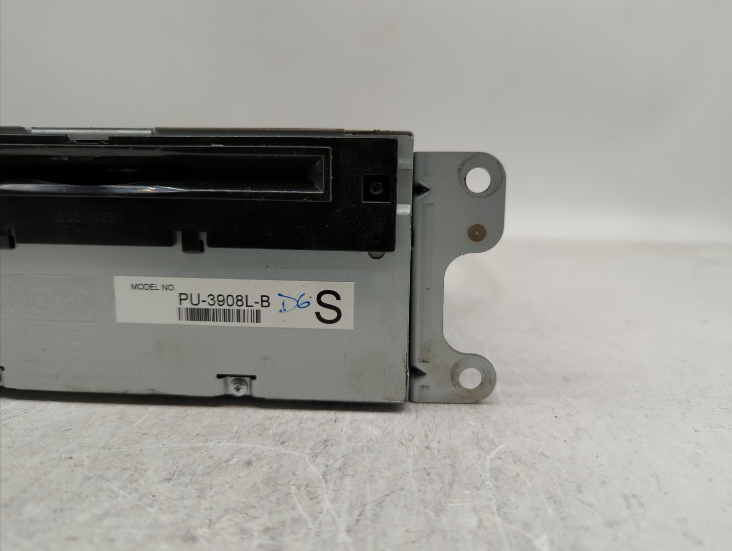 2014-2014 Ford Edge Am Fm Cd Player Radio Receiver - Oemusedautoparts1.com