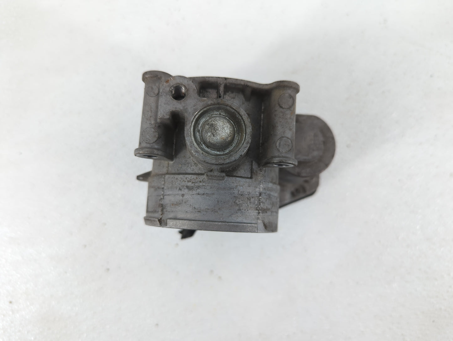 2011-2018 Ford Edge Throttle Body P/N:AT4E-9F991-EJ AT4E-EH, AT4E-EF Fits Fits 2011 2012 2013 2014 2015 2016 2017 2018 2019 